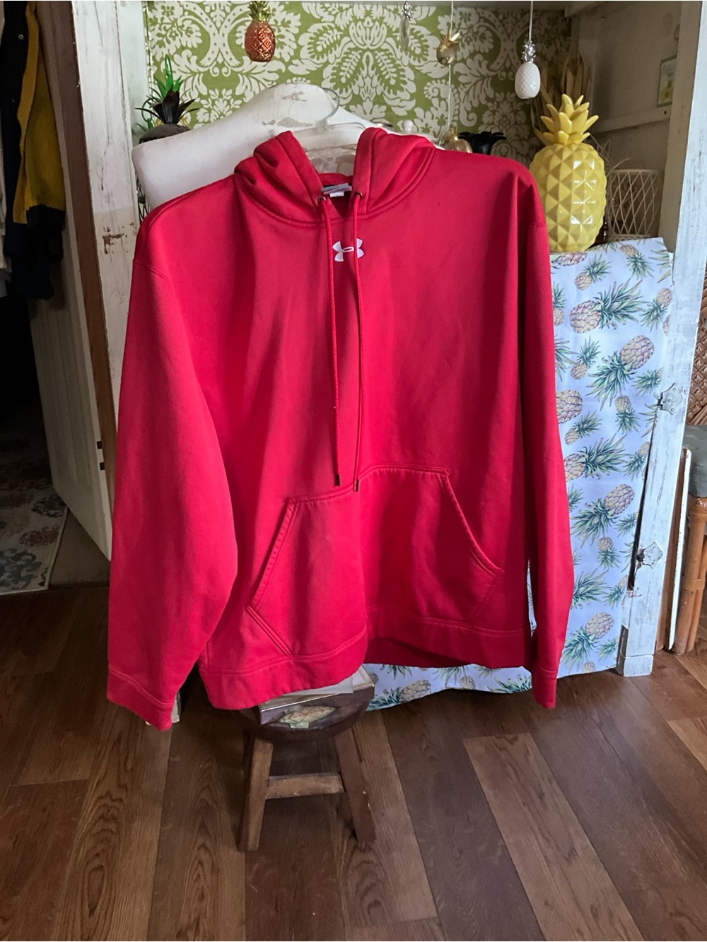 Men’s XL UNDER ARMOUR HOODIE